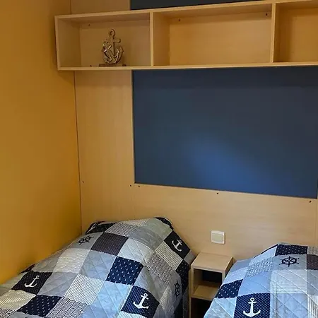 Mobil Les Sables D'or Agde مكان تخييم *